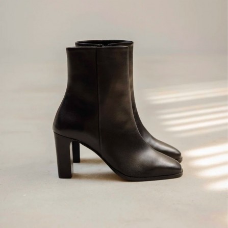 Boots BOBBIES May Noir Passion